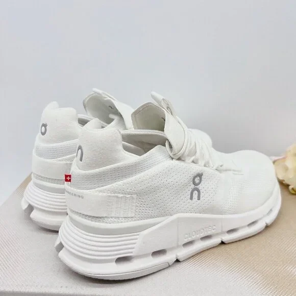 On Cloud Cloudnova Running Shoe Sneaker Undyed-White Mens Size US 8.5 - Picture 4 of 10